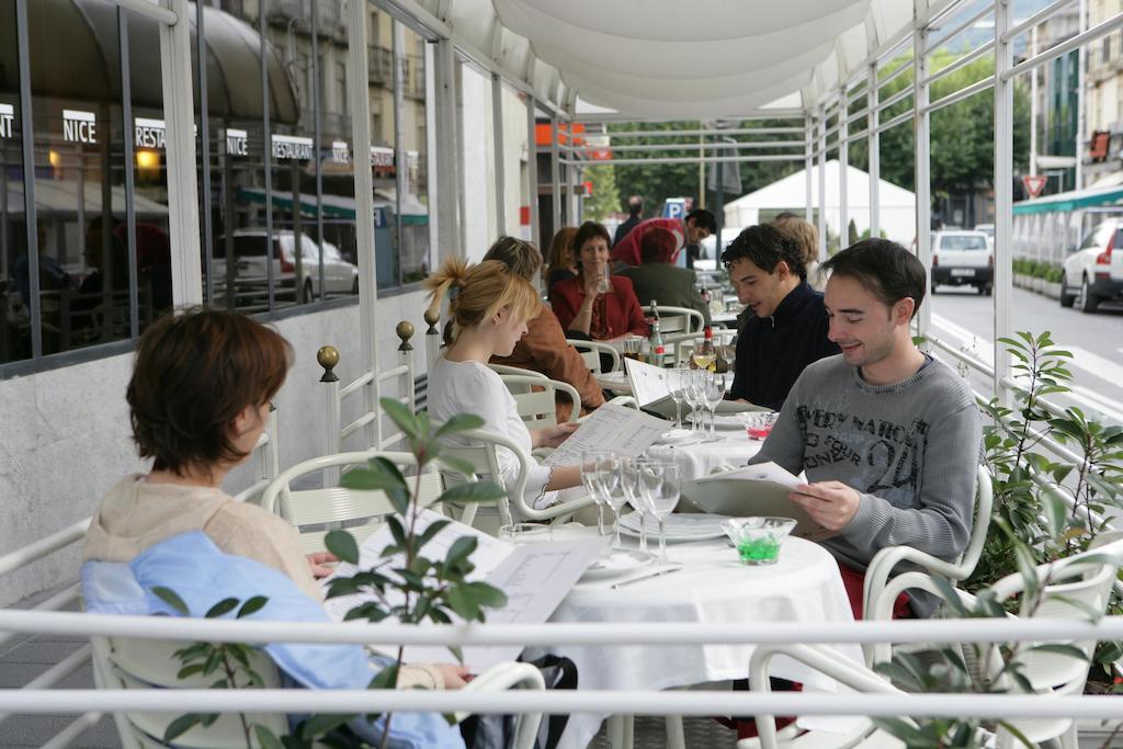Hotel Nice La Seu d'Urgell Dış mekan fotoğraf