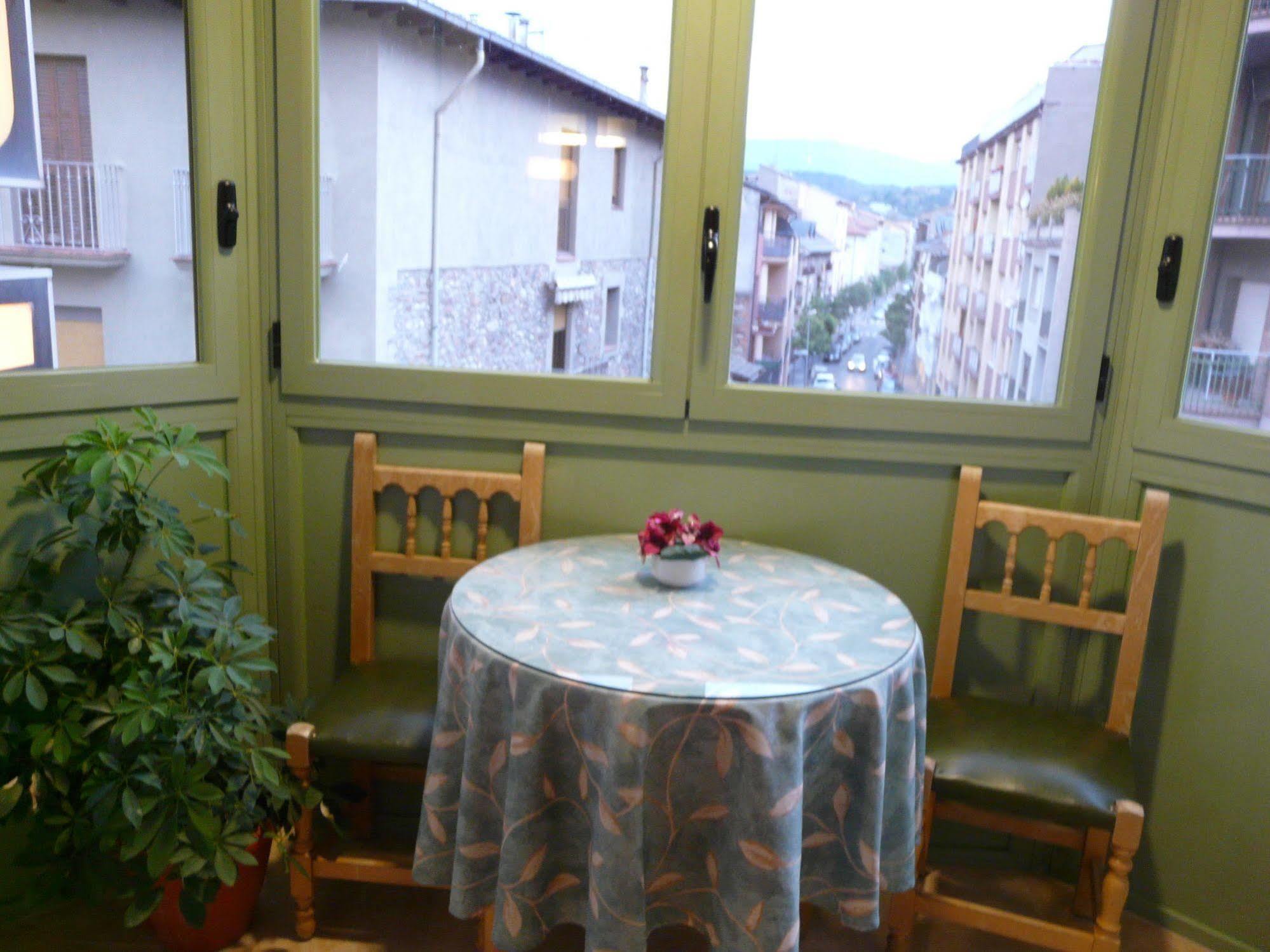 Hotel Nice La Seu d'Urgell Dış mekan fotoğraf